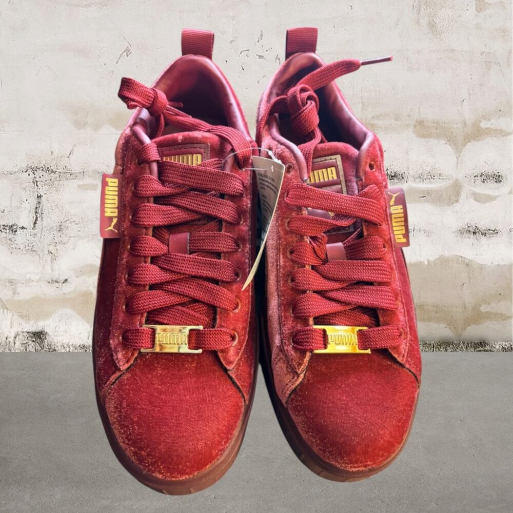 Puma $90 Mayze Velvet Platform Sneakers in Tibetan Red NIB Size 7 - Picture 3 of 8